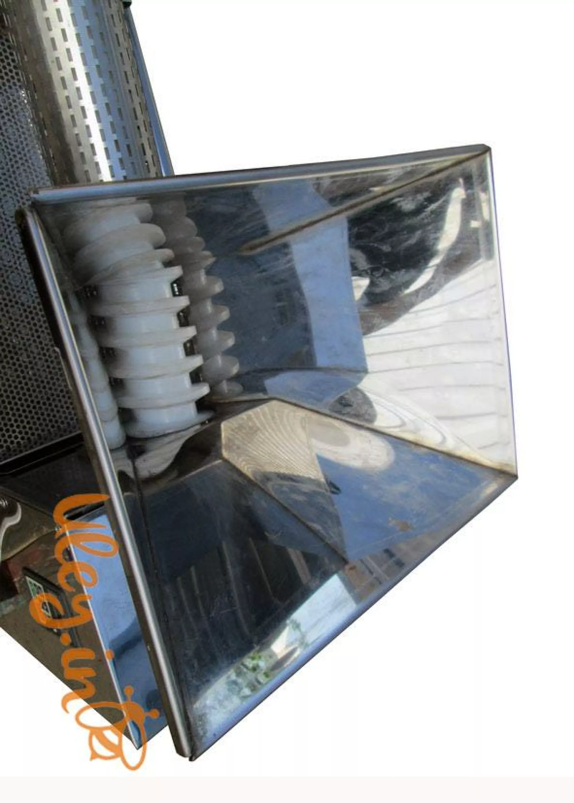 Шнек (екструдер) для віджиму меду з забрусу