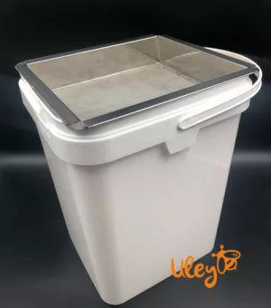 Бак Куботейнер для фасування меду 20 л + фільтр