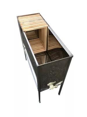 Стіл для розпечатування сот -1 метр, під Українську рамку – пластиковий кран