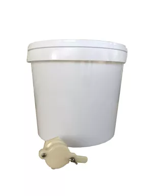 Відро пластикове 20 літрів + пластиковий кран