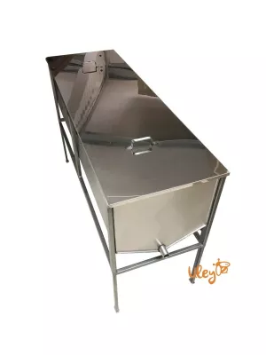 Стіл – воскотопка, з кришкою – 1,5 метра, товщина 0,8 мм