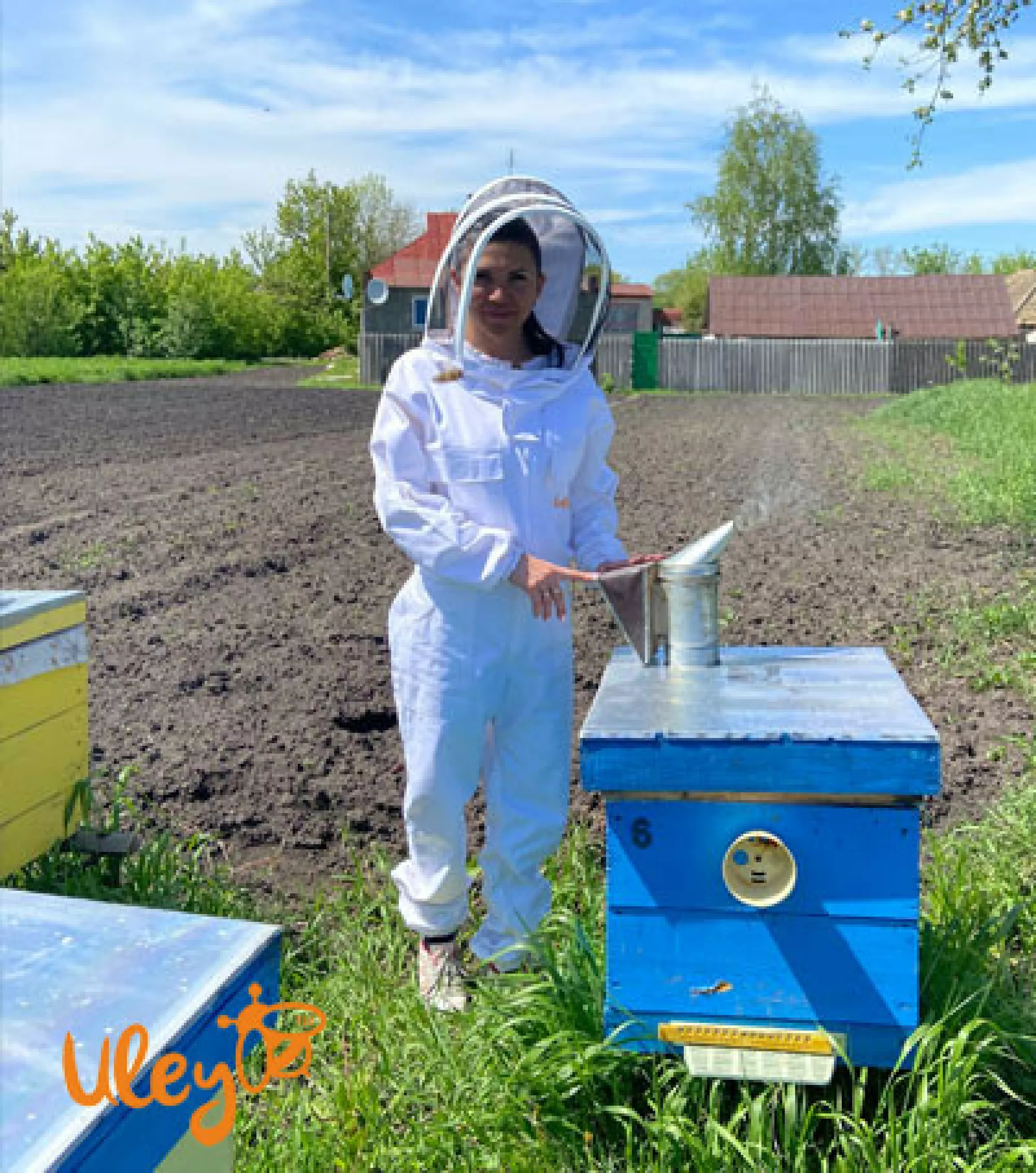 Комбінезон бджоляра (білий) з маскою "Євро". Пакистан, розміри XS, S