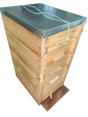 Вулик рогатий багатокорпусний, на 10 рамок, проварений у харчовому парафіні, гніздо на рамку 300