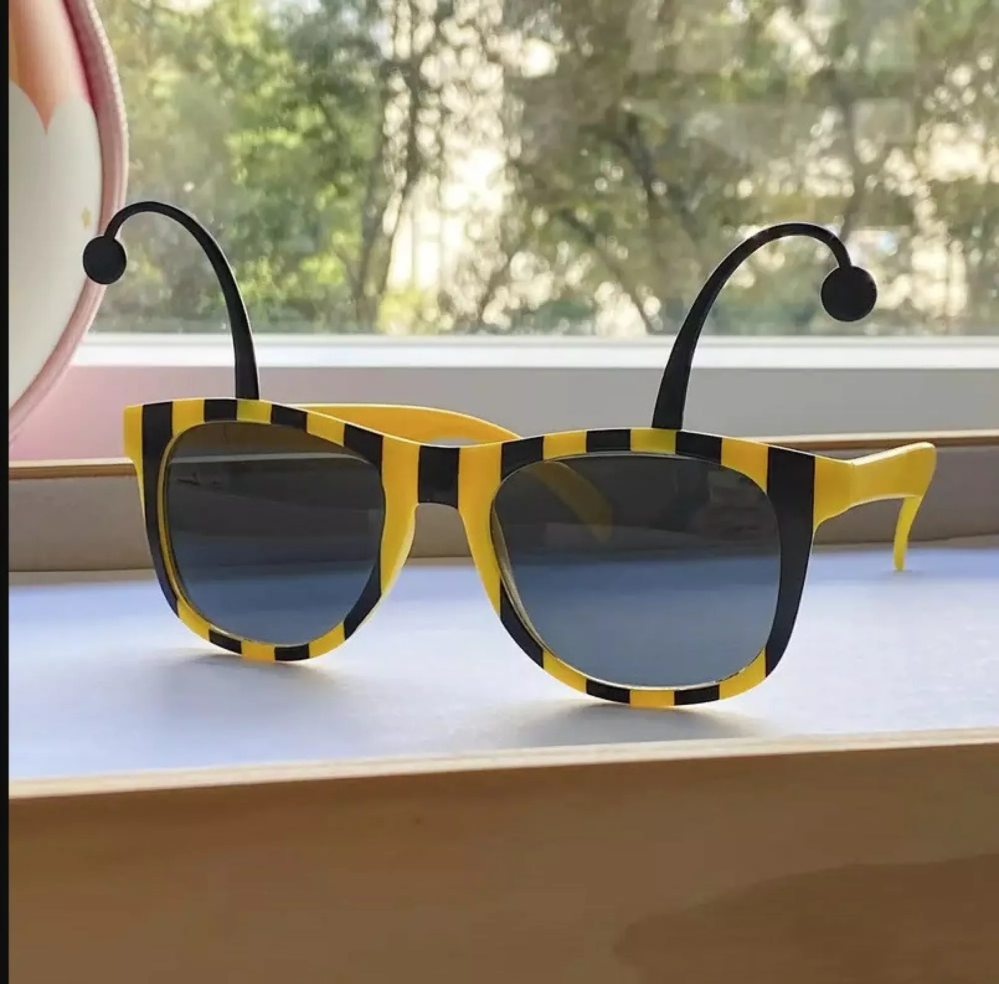 Сонцезахисні окуляри “Бджілка”