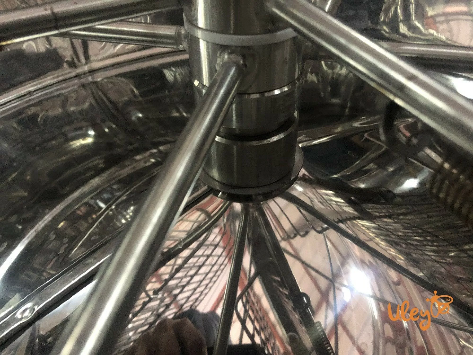 Медогонка автоматическая, синхронно-поворотная, 4 рамочная Дадан