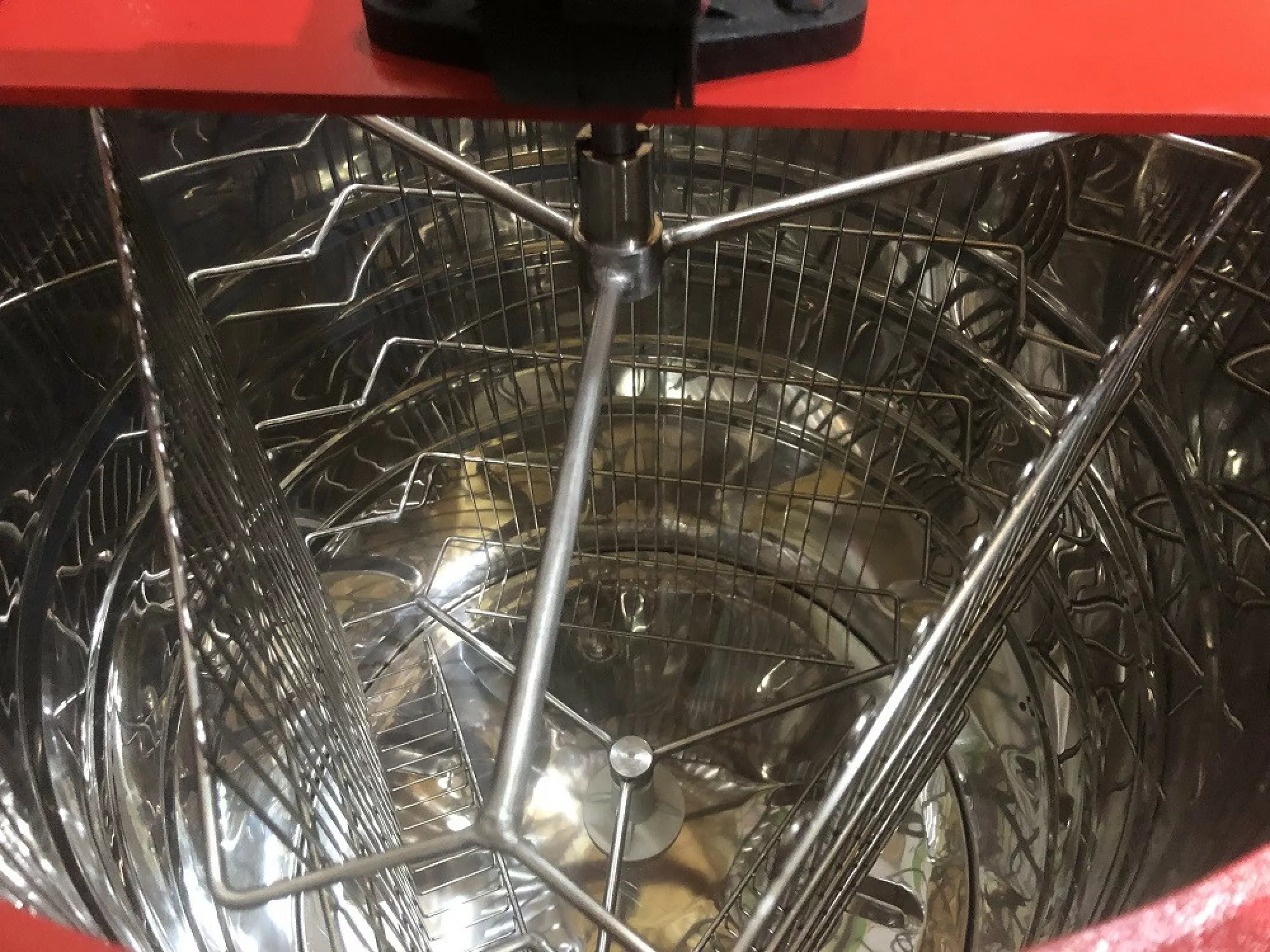 Медогонка 3-х Рамкову. Нержавіюча, НЕ поворотна Касети Нержавіючі. Ротор Нержавіючий. З підставкою