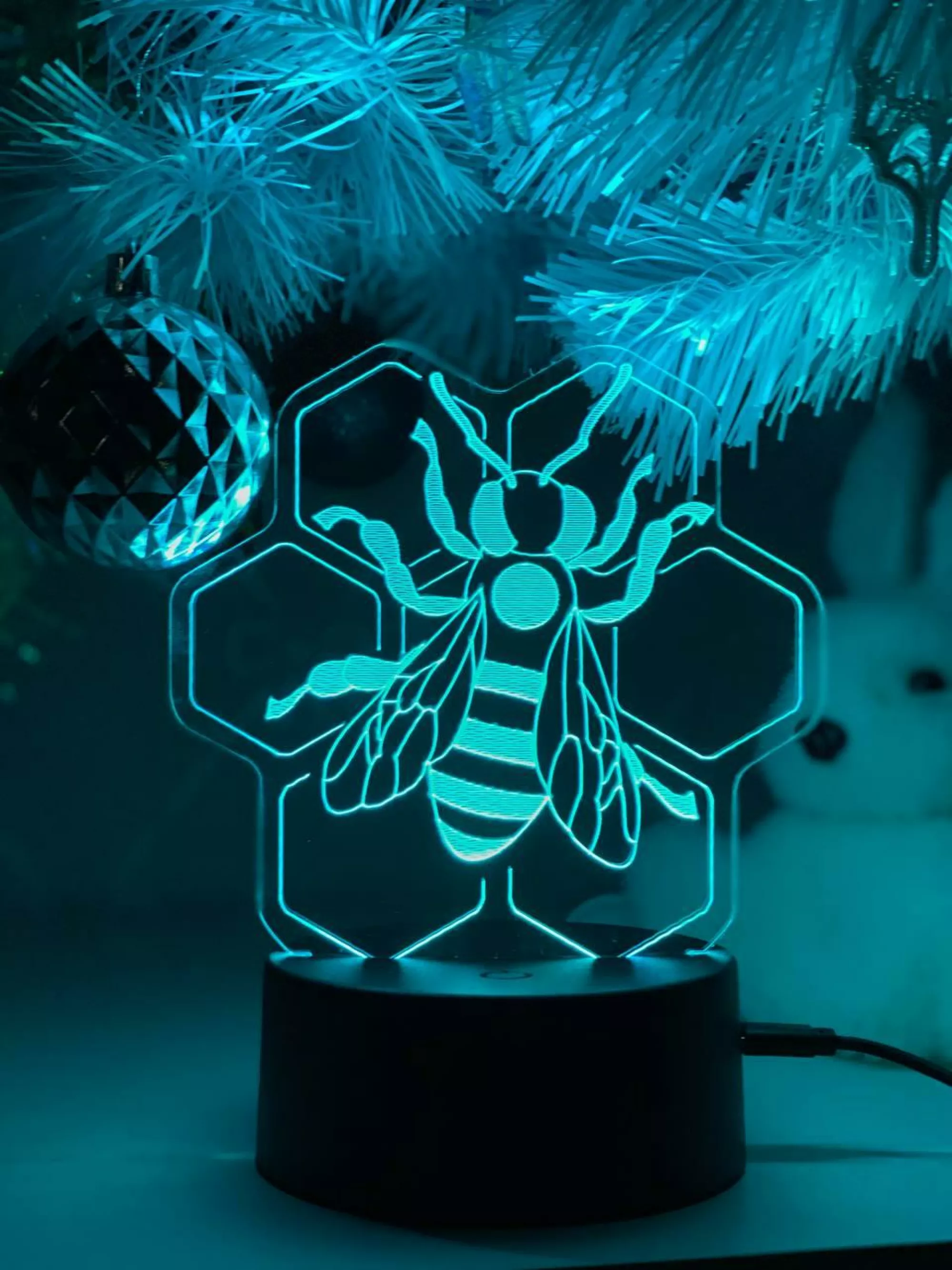 Нічник Бджоловода