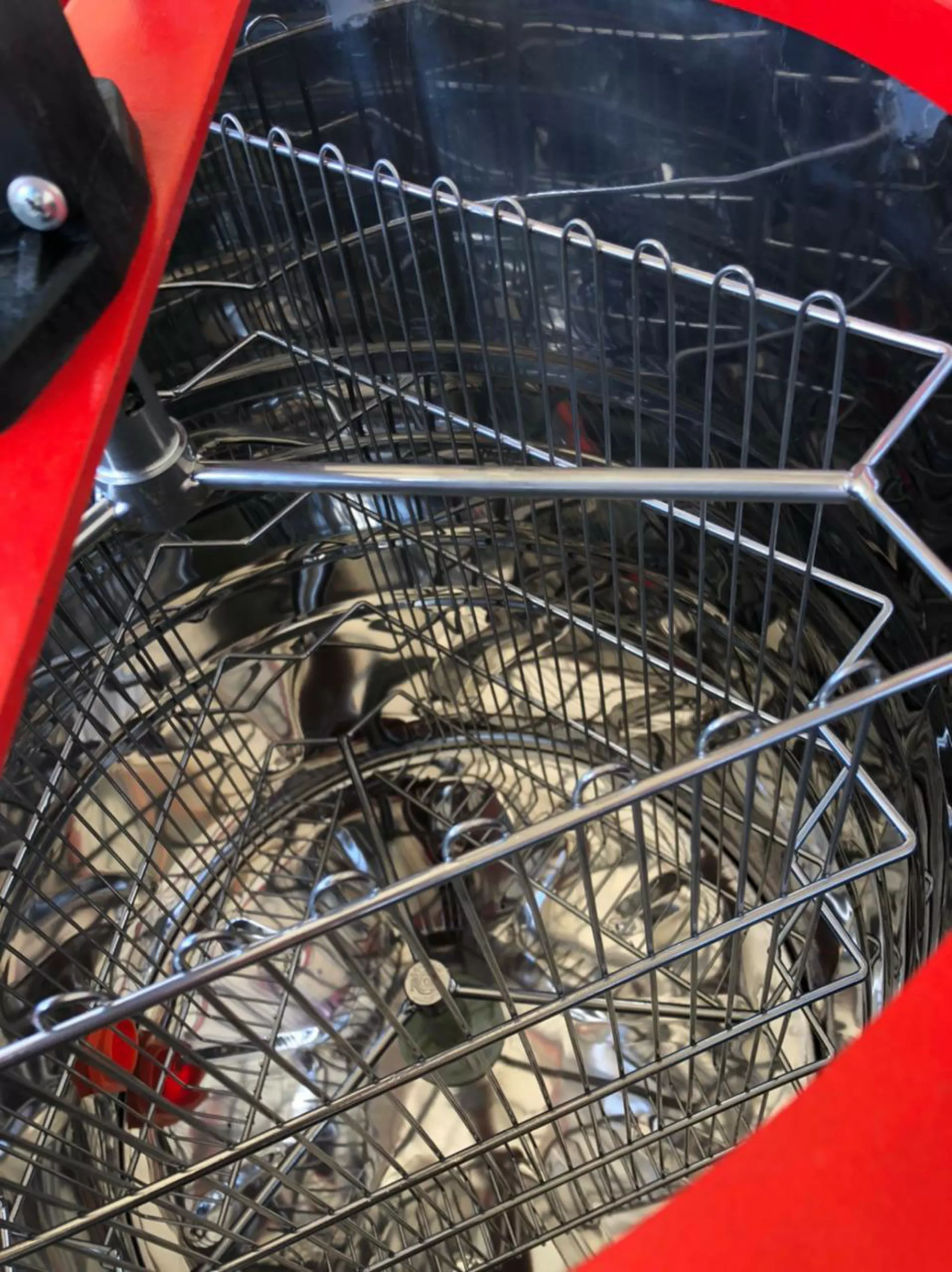 Медогонка 3-х Рамкову. Алюмоцинковая, НЕ Поворотна.