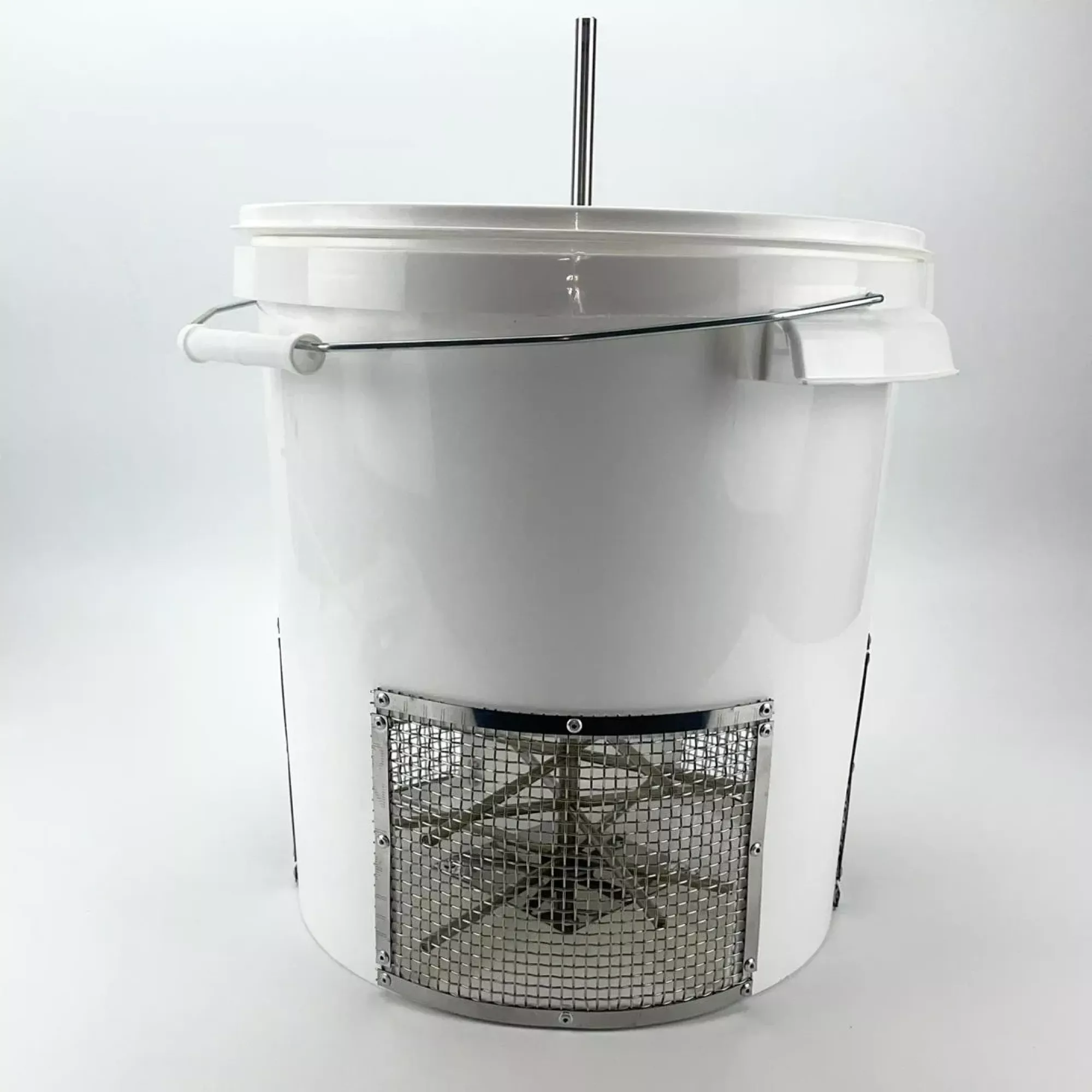 Перговибивач 20 літрів (пластикове відро) “Pulse»