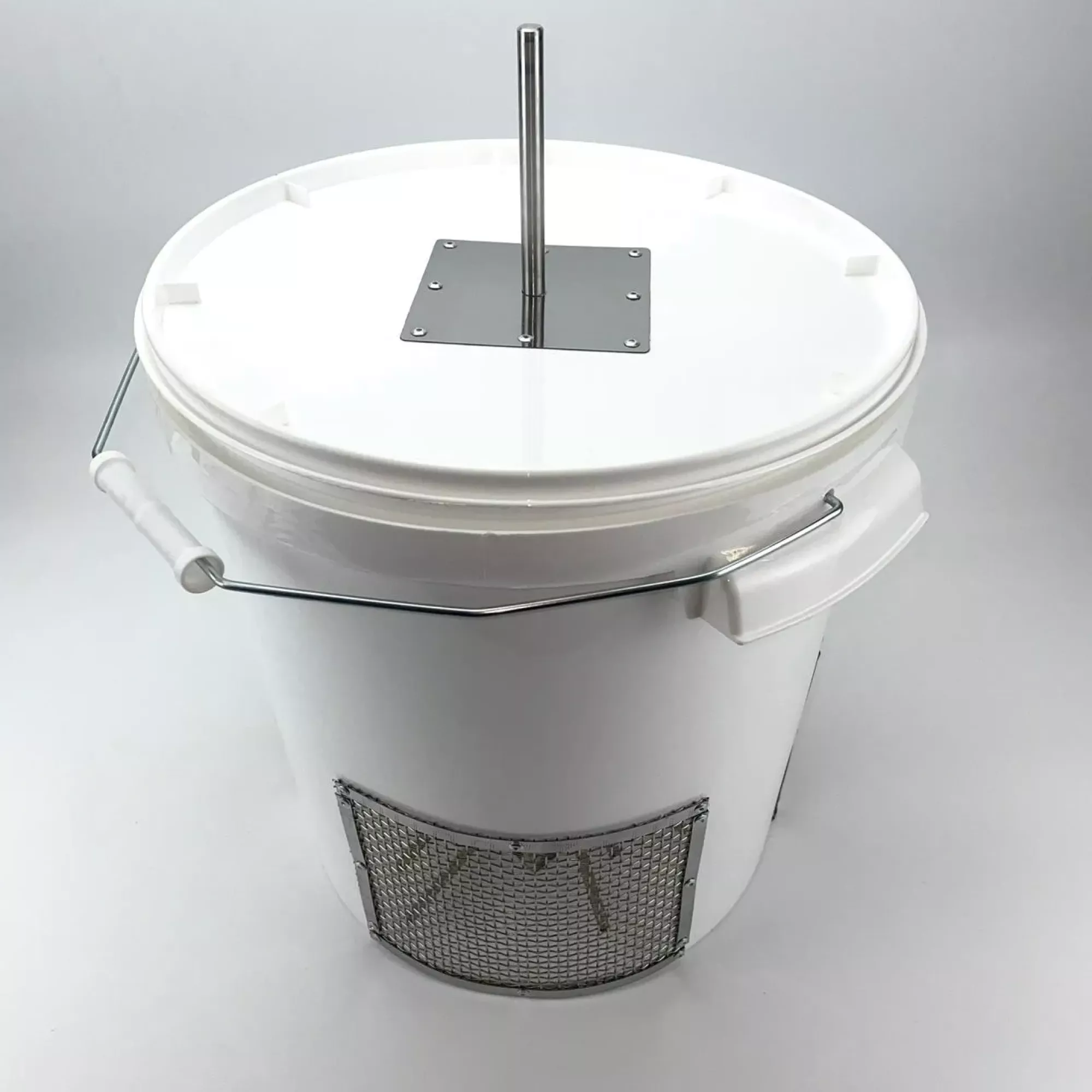 Перговибивач 20 літрів (пластикове відро) “Pulse»