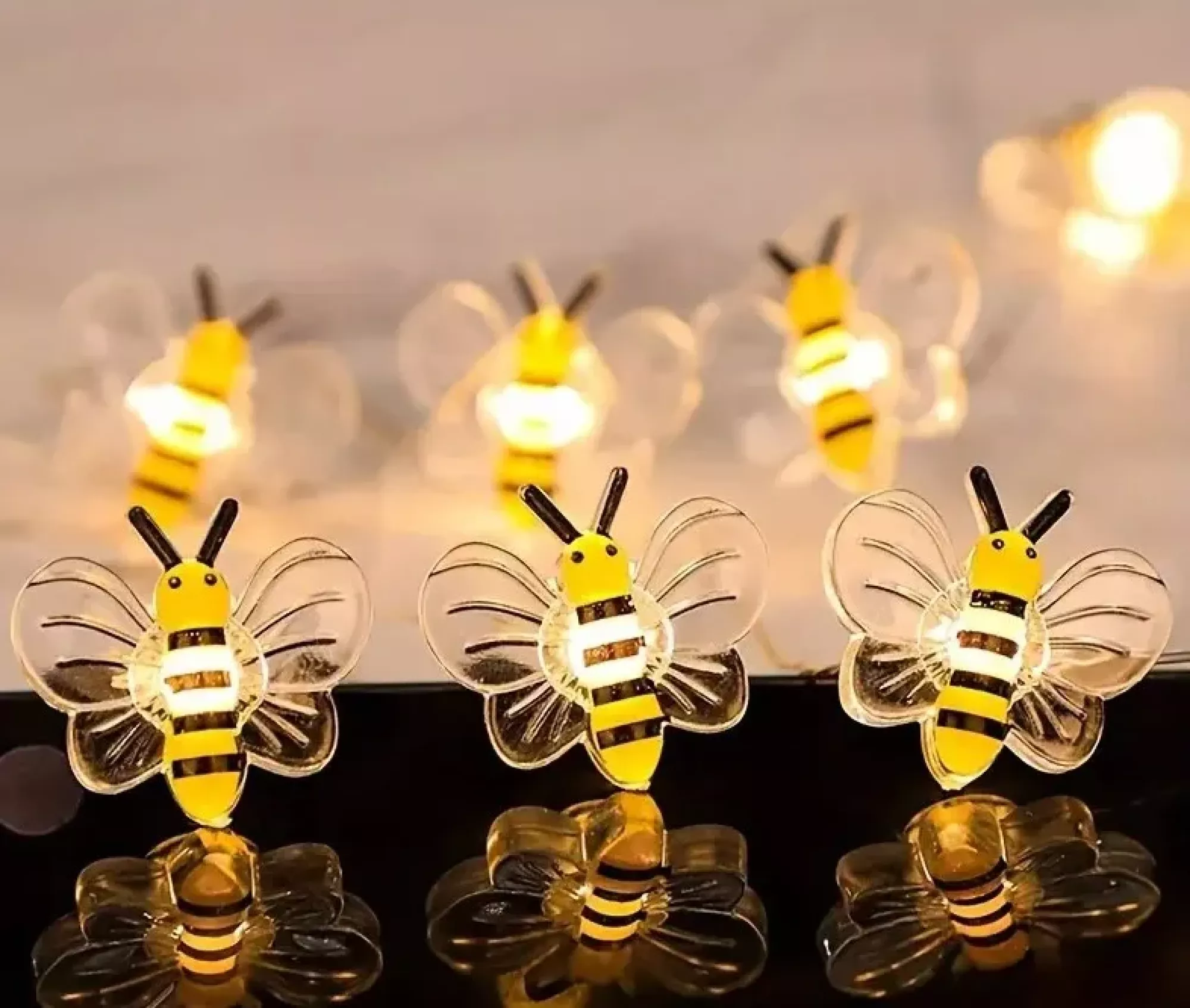 Гірлянда “Бджілки” 3 метри, 30 ламп