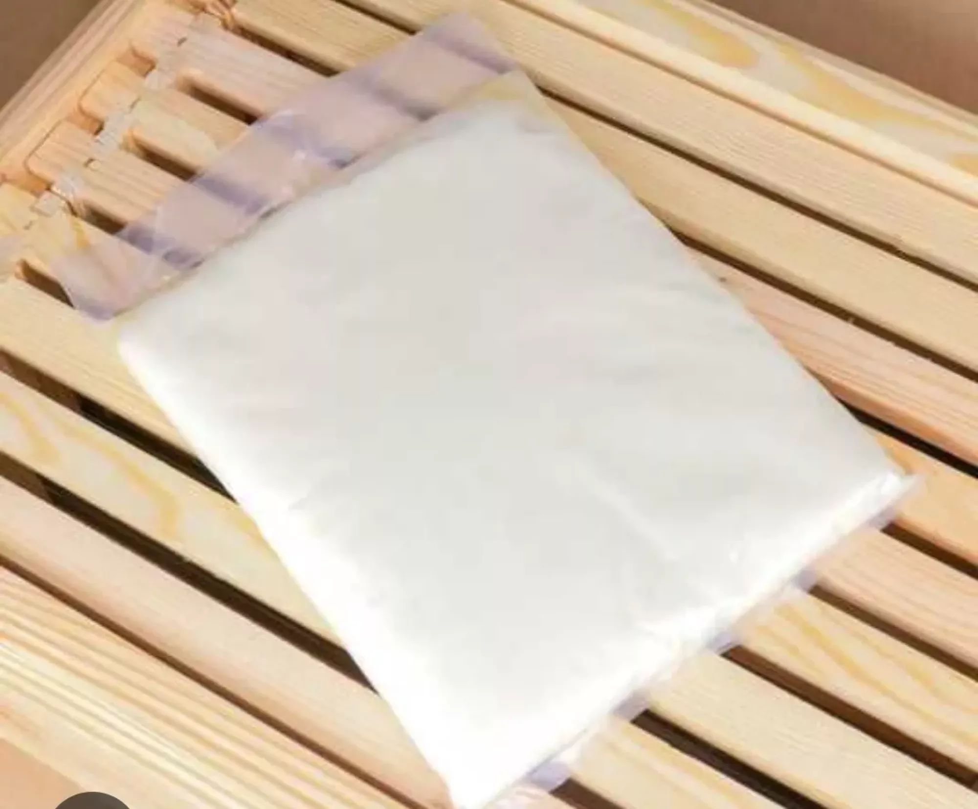 Канді для бджіл