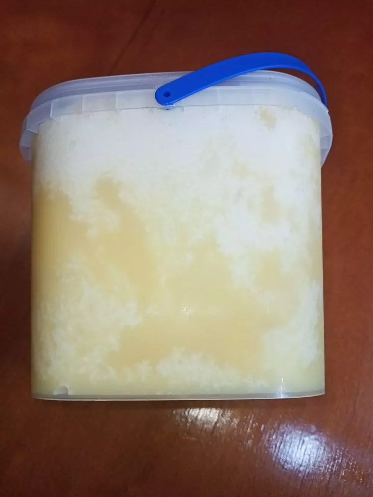 Смачний медок із маленької пасіки