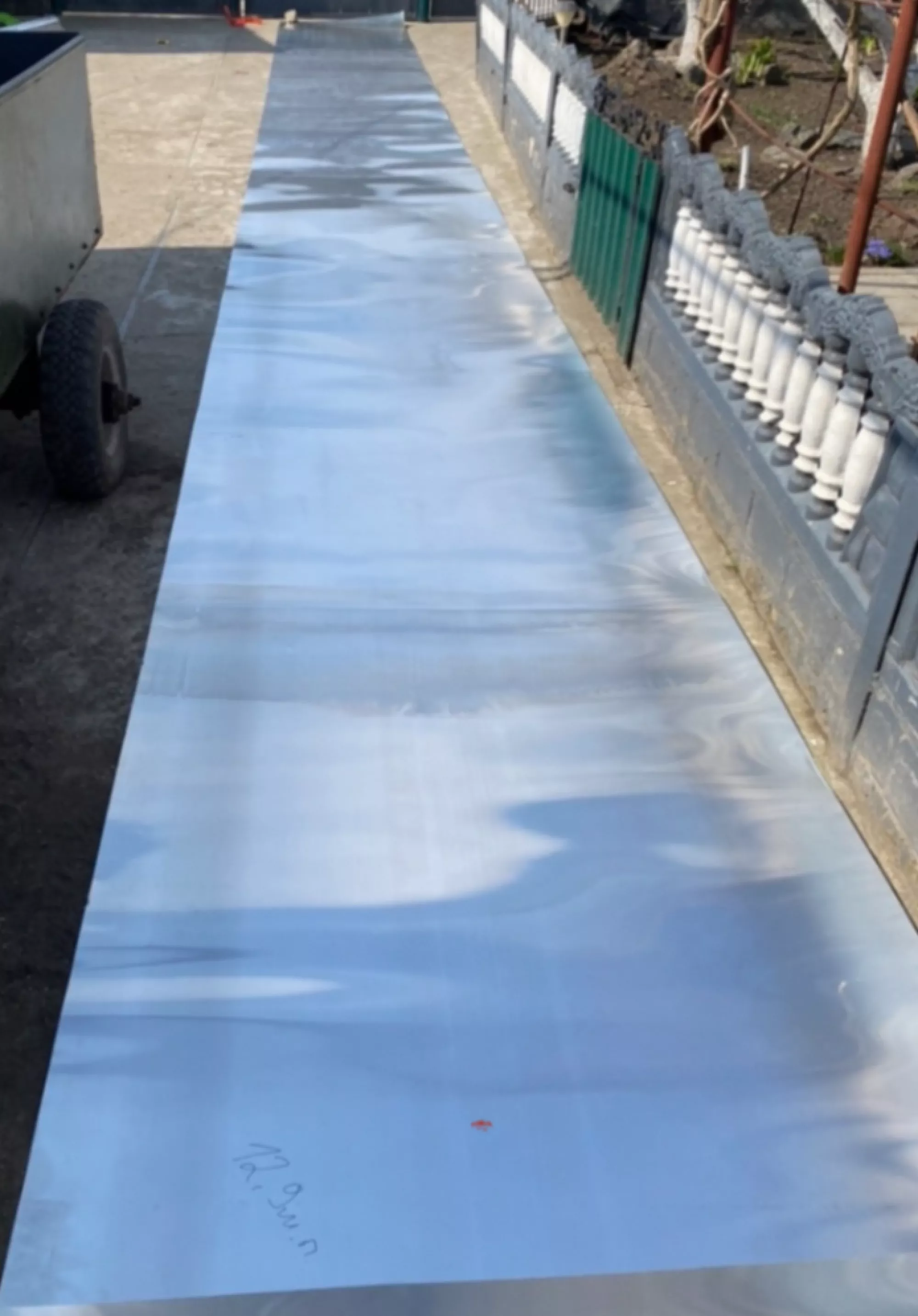 Листовий метал в рулоні на дах вуликів