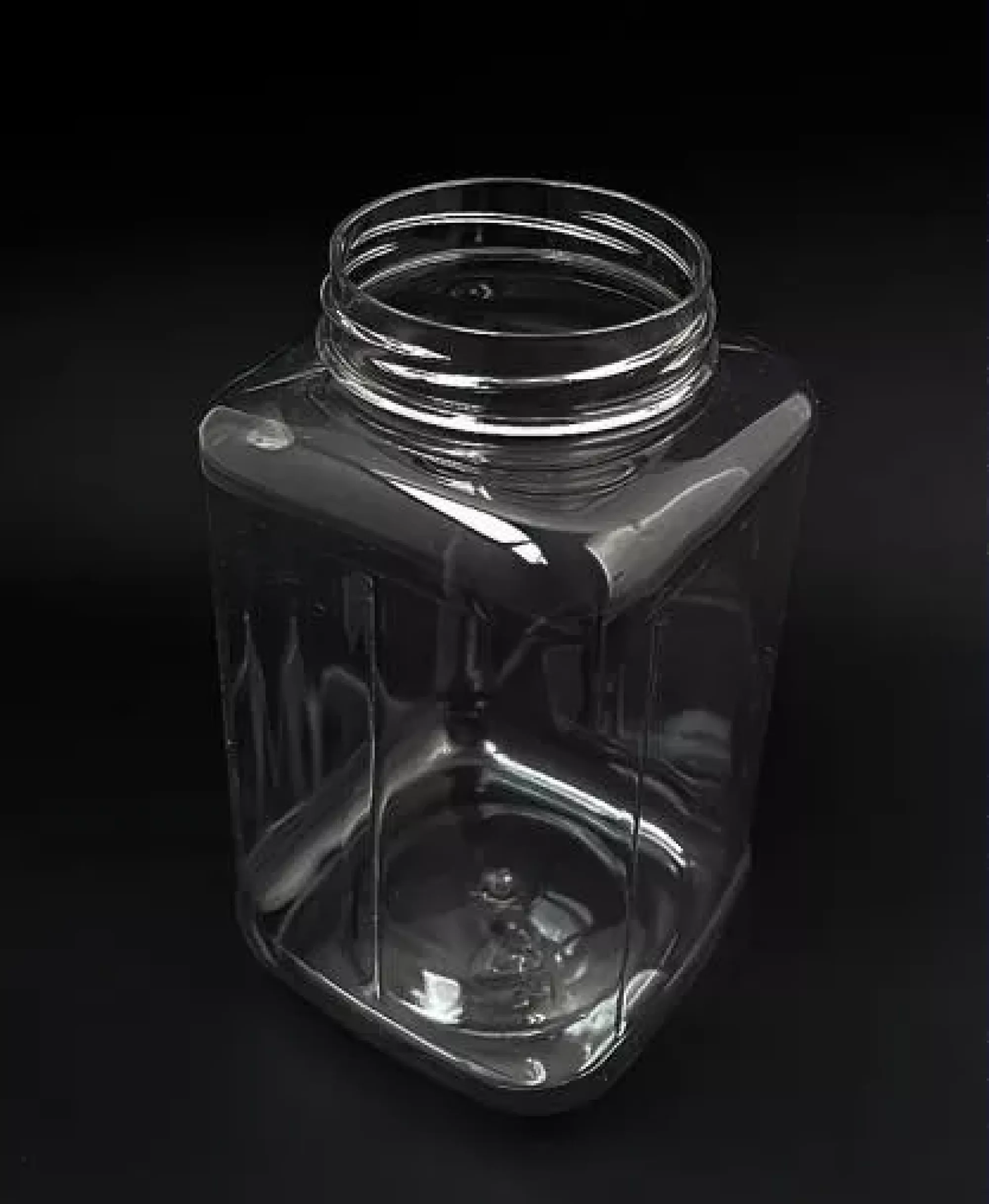 Пет тара (від 50мл до 1л, діаметр горловини 53мм або 66мм)