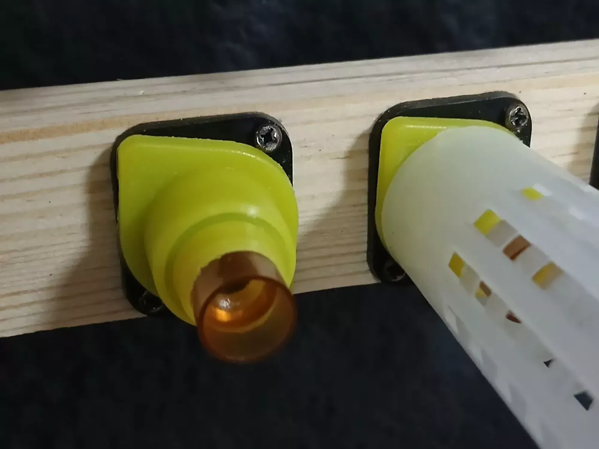 Прививочна рамка Дадан 300 мм з цоколями, мисочками та бігуді аналог Nicot