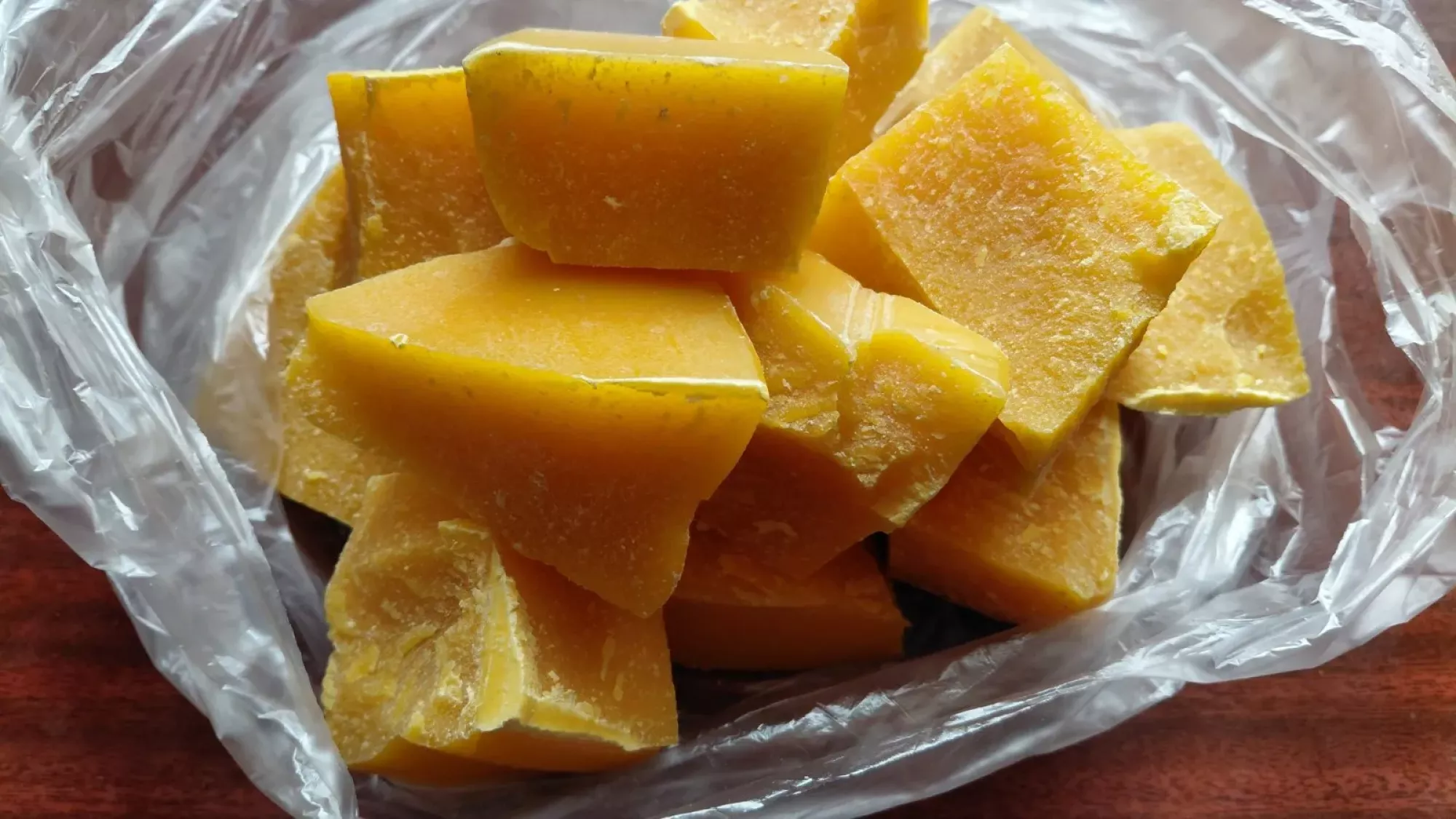 Віск бджолиний натуральний